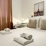 Guest house L'evasion - Centre-ville & Garage Prive 3*