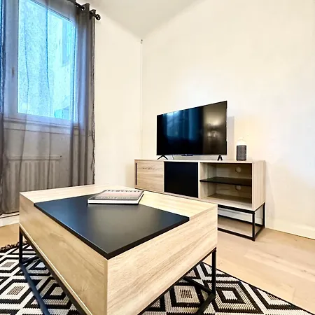 Apartment L'evasion - Centre-ville & Garage Prive